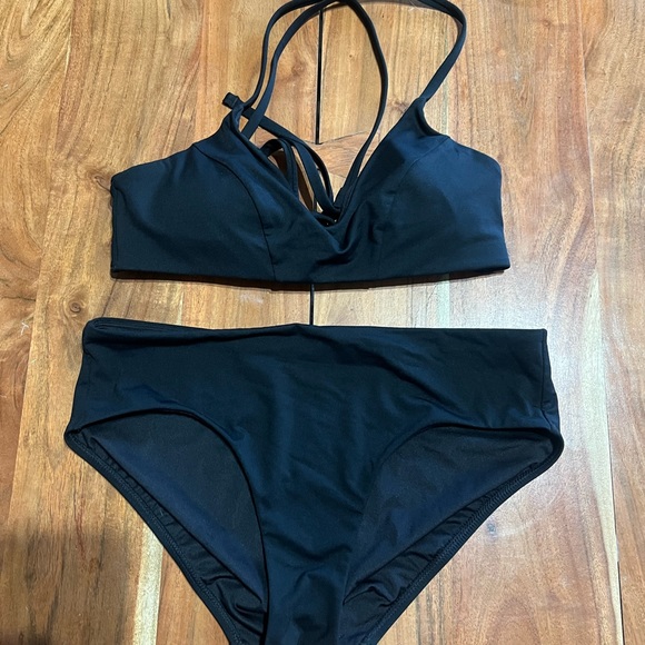 Athleta Swimsuit - Picture 1 of 4